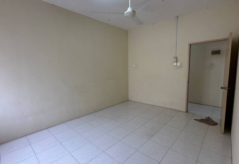 Sg siput Taman Lintang Makmur Double Storey Terrace House