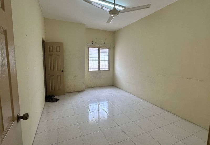 Sg siput Taman Lintang Makmur Double Storey Terrace House