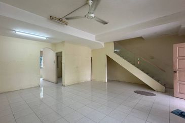 Sg siput Taman Lintang Makmur Double Storey Terrace House