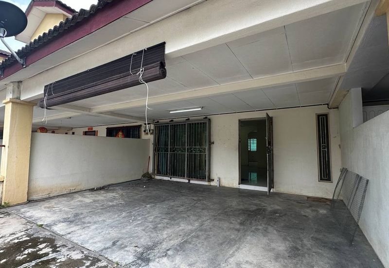Sg siput Taman Lintang Makmur Double Storey Terrace House