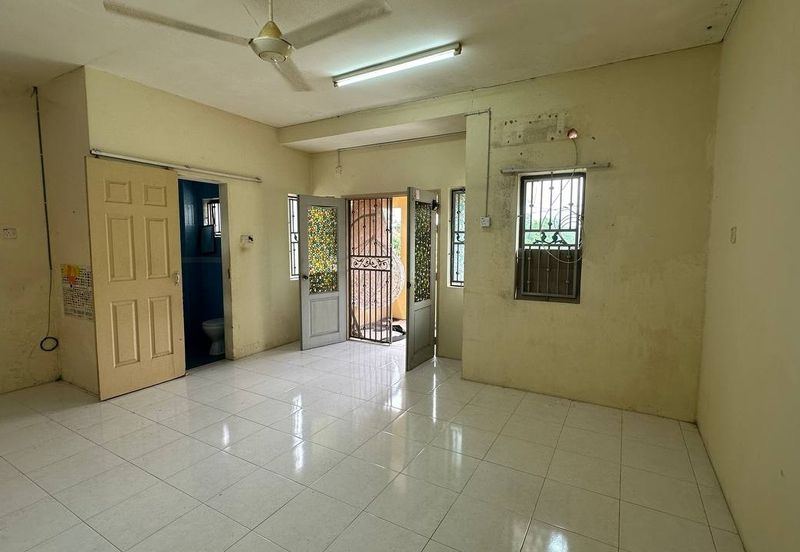 Sg siput Taman Lintang Makmur Double Storey Terrace House