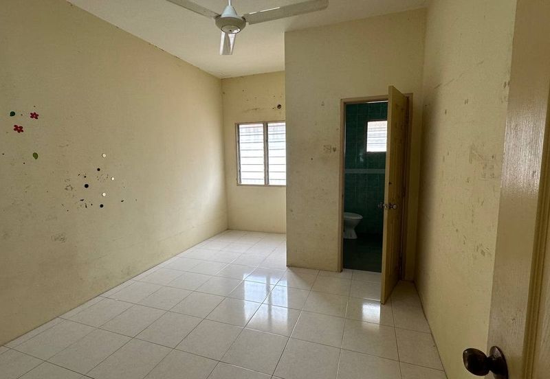 Sg siput Taman Lintang Makmur Double Storey Terrace House