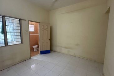 Sg siput Taman Lintang Makmur Double Storey Terrace House