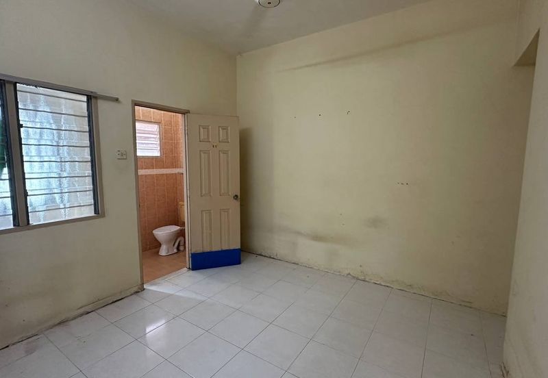 Sg siput Taman Lintang Makmur Double Storey Terrace House