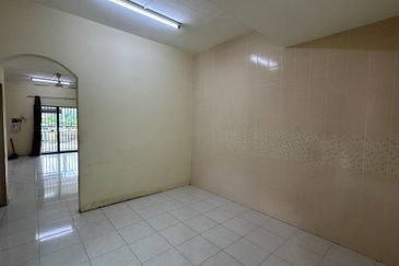 Sg siput Taman Lintang Makmur Double Storey Terrace House