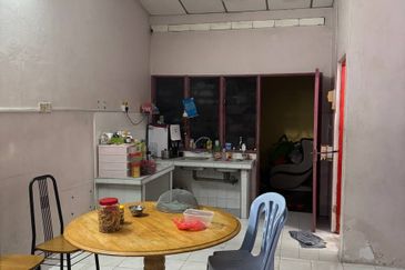 Single Storey Semi-D Kanthan Chemor Perak