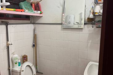 Single Storey Semi-D Kanthan Chemor Perak