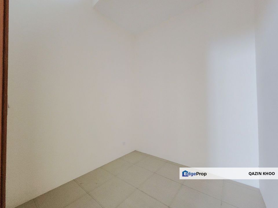 Taman Kinding Flora Single Storey Terrace House, Perak, Chemor