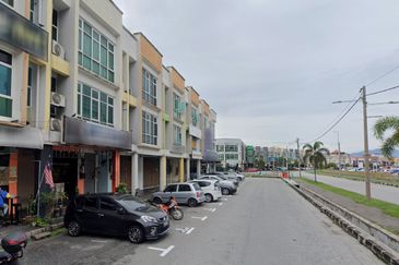 Pengkalan Station 18