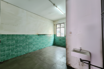 Pengkalan Station 18