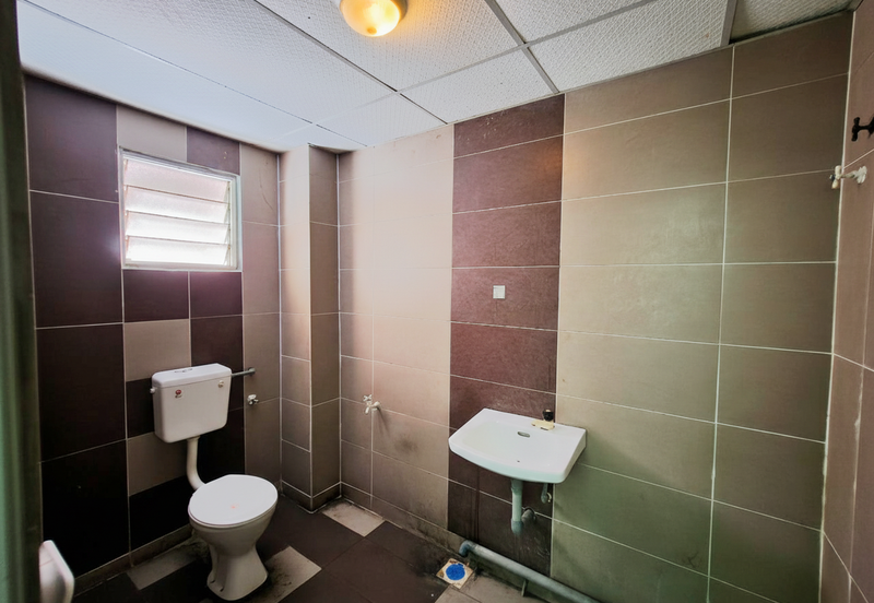 Pengkalan Station 18