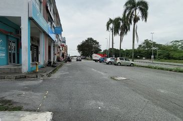 Klebang Bistari First Floor Double Storey Endlot Shoplot