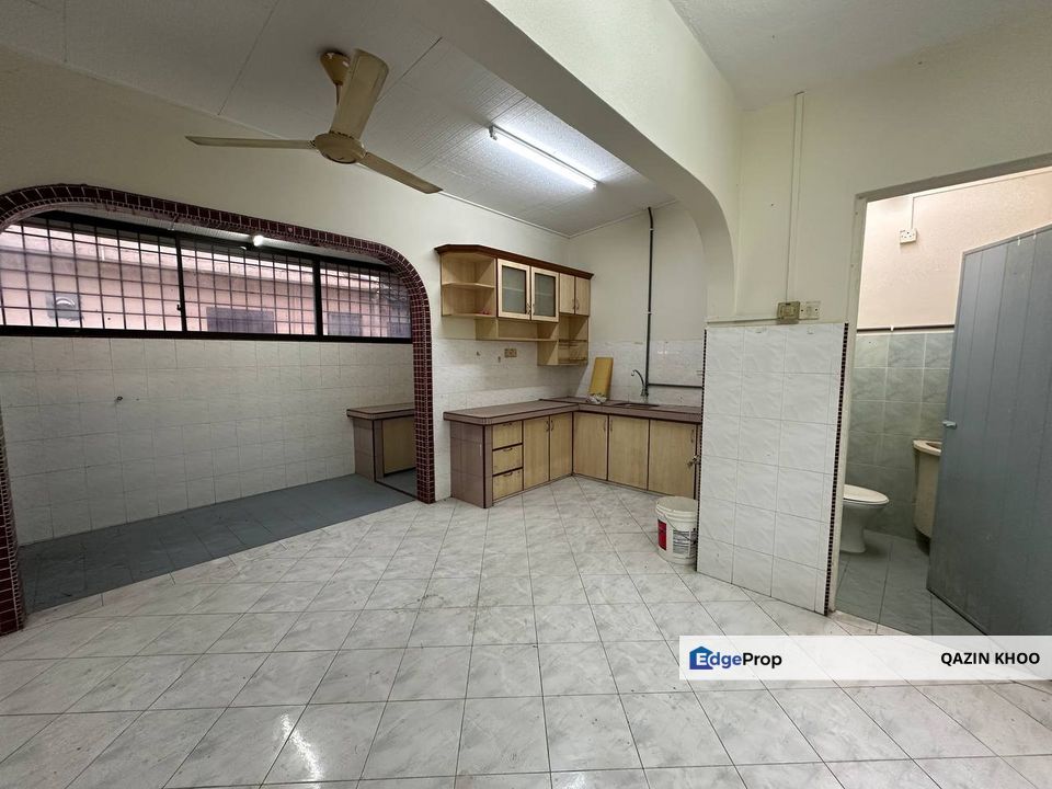 Menglembu Taman Suria Double Storey Terrace House (Intermediate Corner), Perak, Menglembu