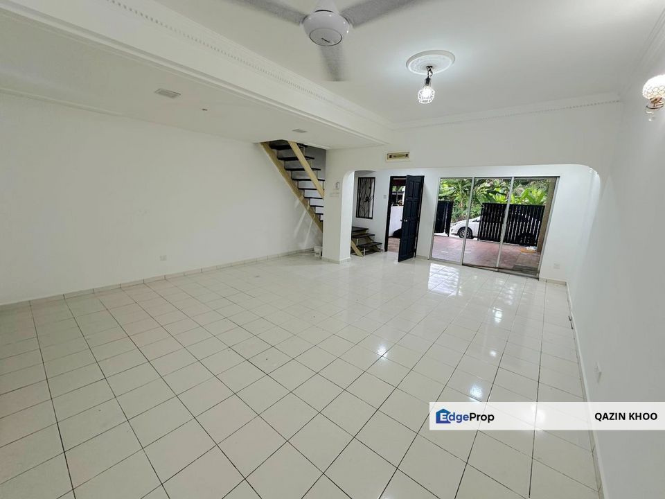 Bercham Taman Pakatan Jaya Double Storey Terrace House, Perak, Ipoh