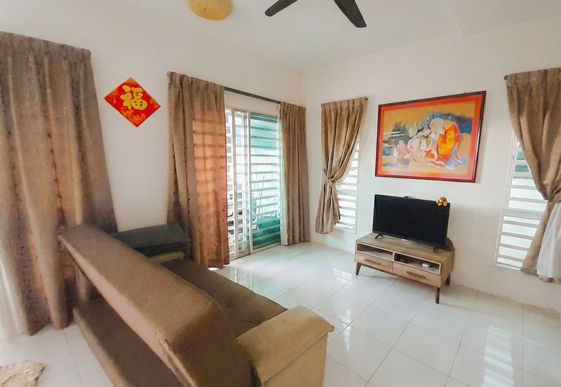 Pengkalan Station 18 1.5 Storey Terrace House