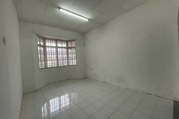 Gunung Rapat Taman Saikat Single Storey Terrace House