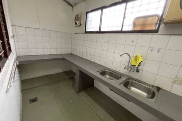 Gunung Rapat Taman Saikat Single Storey Terrace House