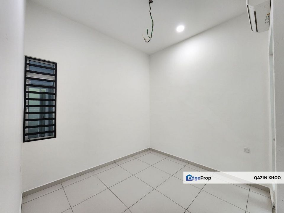 Lahat Mines Double Storey Semi D House, Perak, Lahat