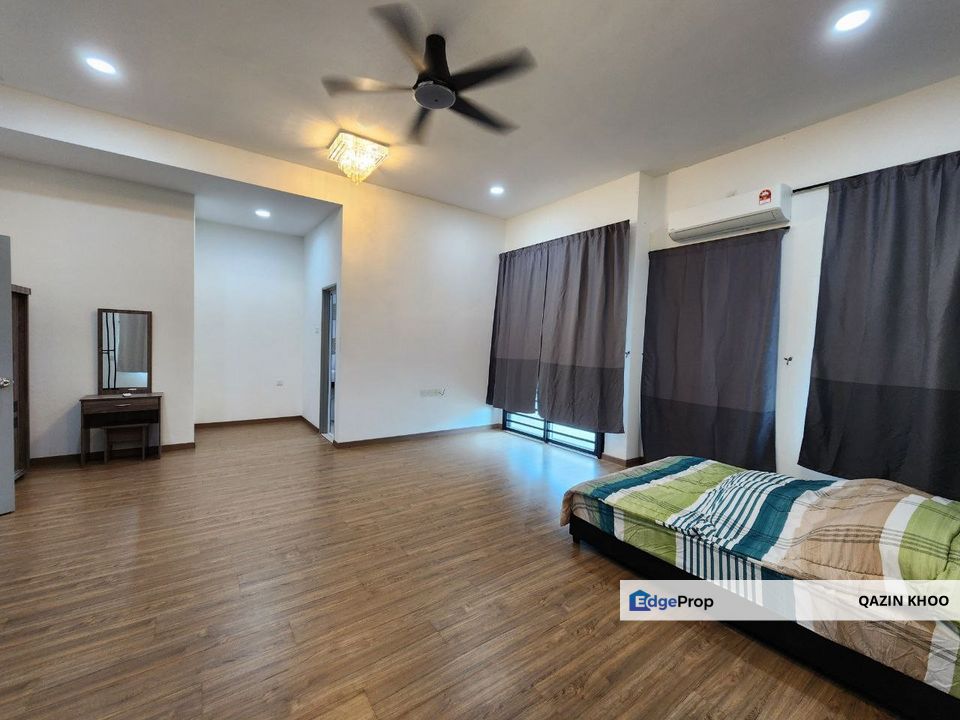 Lahat Mines Double Storey Semi D House, Perak, Lahat