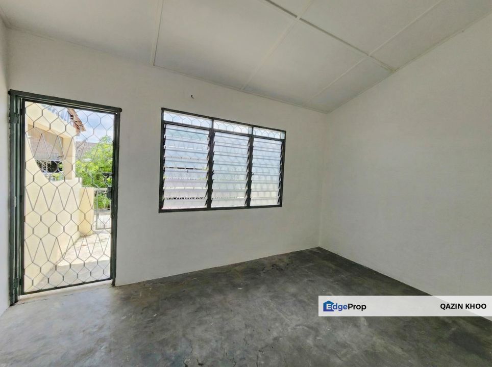 Bercham Taman Cahaya Double Storey Terrace House, Perak, Kinta