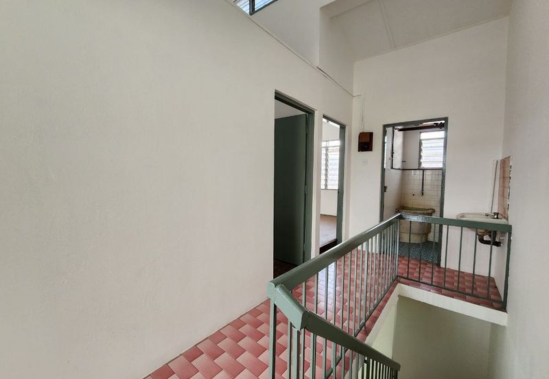 TAMAN CAHAYA BERCHAM