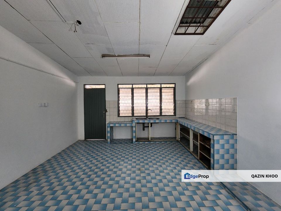 Bercham Taman Cahaya Double Storey Terrace House, Perak, Kinta