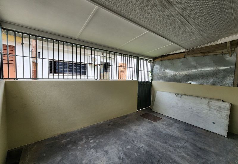 TAMAN CAHAYA BERCHAM