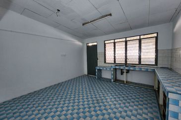 TAMAN CAHAYA BERCHAM