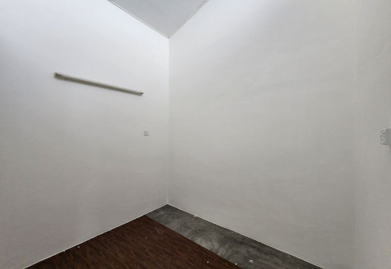 TAMAN CAHAYA BERCHAM