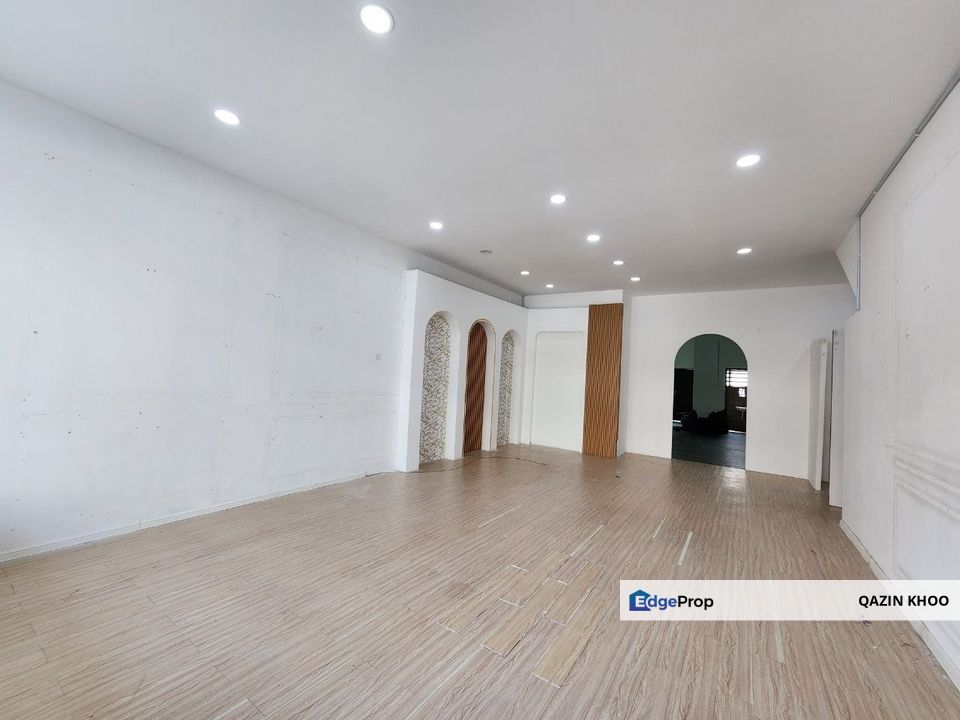 Tasek Mutiara Double Storey Shoplot , Perak, Ipoh