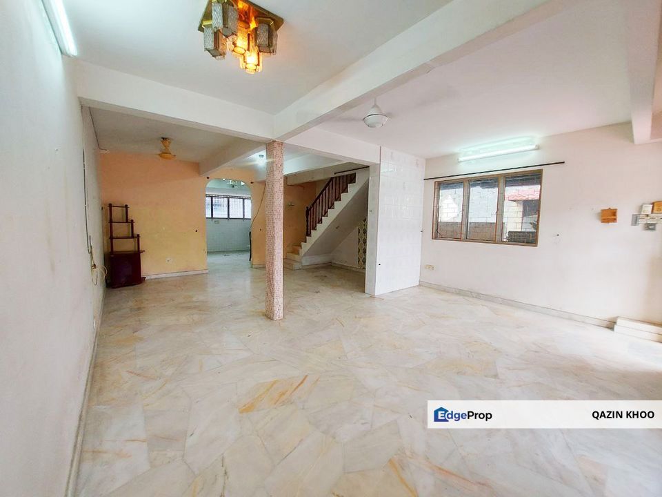 Taman Cempaka Double Storey Intermediate Corner House, Perak, Ipoh