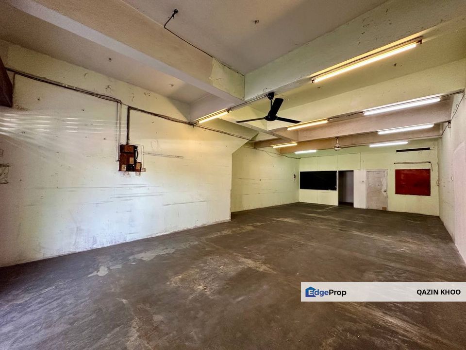 Jalan Tasek, Ipoh 3-Storey Ground Floor Shoplot, Perak, Ipoh