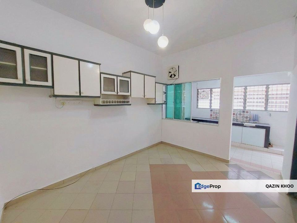 Pengkalan Renovated Double Storey Terrace House, Perak, Lahat