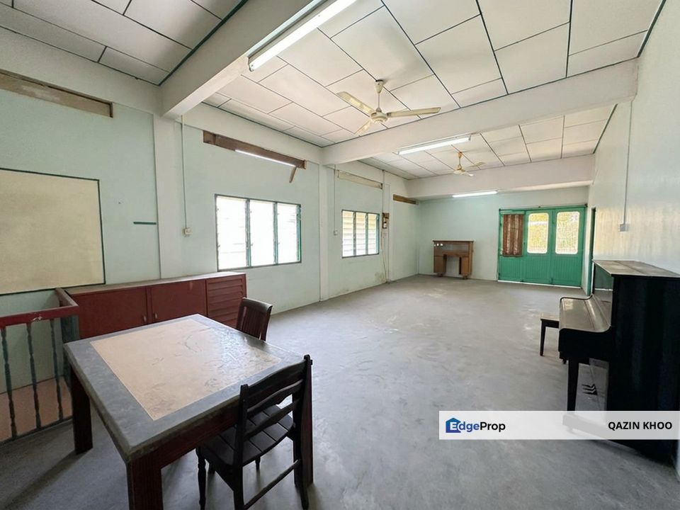 Ipoh Garden / Kg Simee Double Storey Village House, Perak, Ipoh