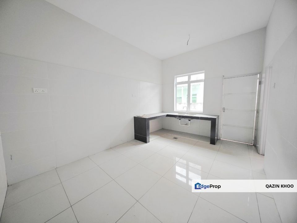 Bandar Lahat Mines, Ipoh Double Storey Terrace House, Perak, Lahat