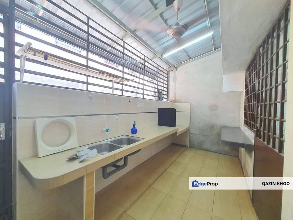 Lahat Baru Double Storey Terrace House, Perak, Lahat