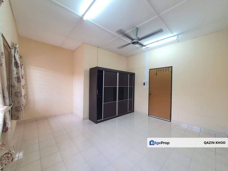 Lahat Baru Double Storey Terrace House, Perak, Lahat