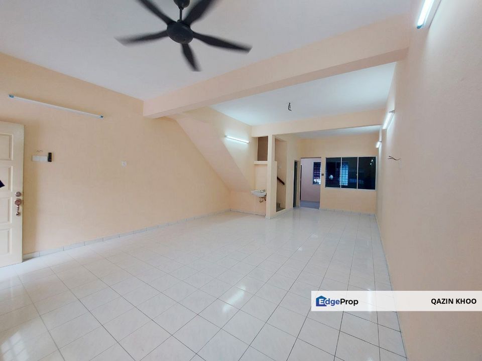 Pengkalan Barat Station 18 Double Storey Terrace House, Perak, Ipoh