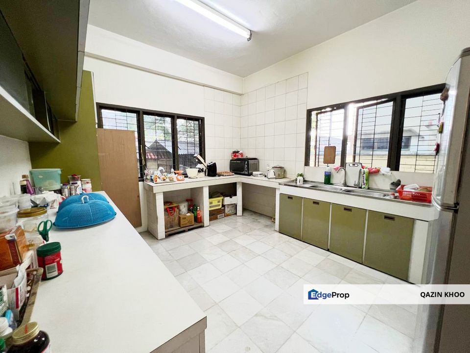 Bercham Double Storey Terrace Corner Lot, Perak, Ipoh