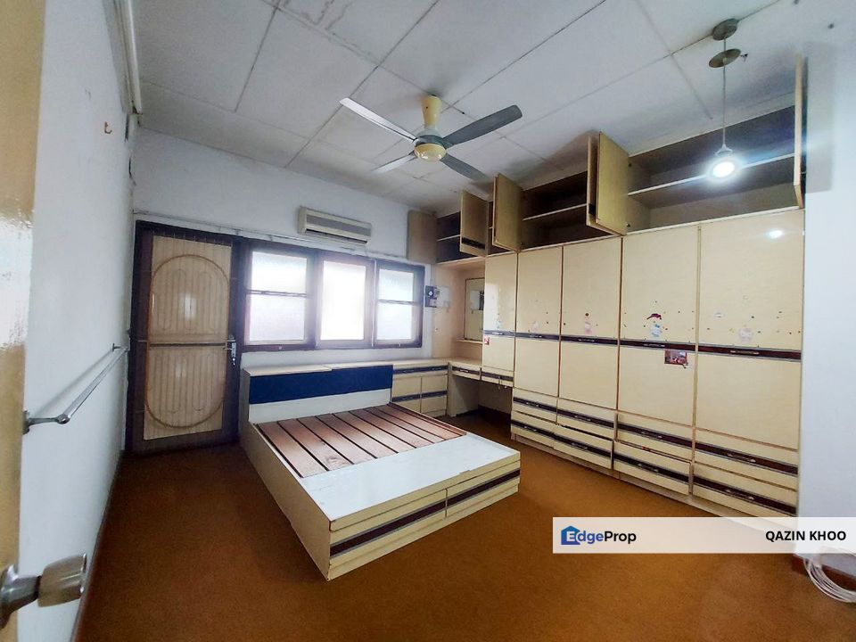 Ampang, Pekan Razaki Double Storey Semi-D, Perak, Ipoh