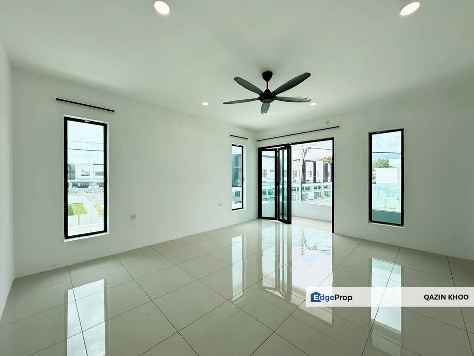 Sunland Residence, Jalan Kuala Kangsar, Ipoh Triple Storey Semi-D (Corner Unit), Perak, Kinta