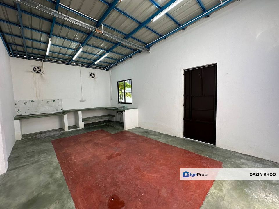 Sunland Residence, Jalan Kuala Kangsar, Ipoh Triple Storey Semi-D (Corner Unit), Perak, Kinta