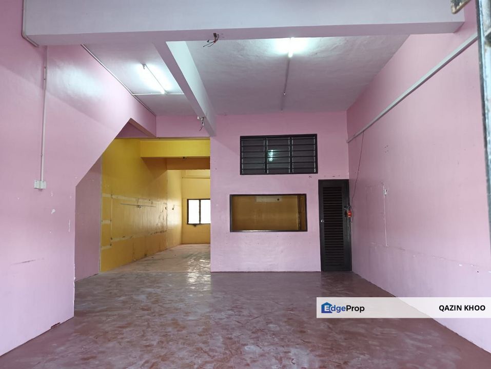 Taman Cempaka, Ipoh Double Storey Shop Lot (Ground Floor), Perak, Ipoh