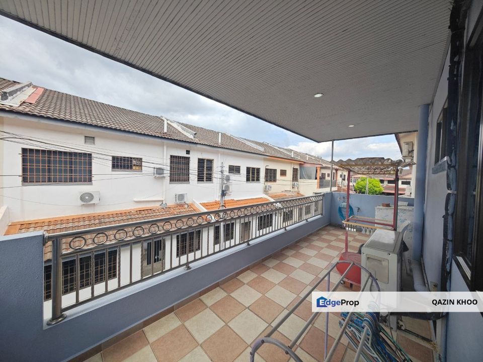 Taman Lahat Badri Shah Double Storey Terrace House, Perak, Lahat