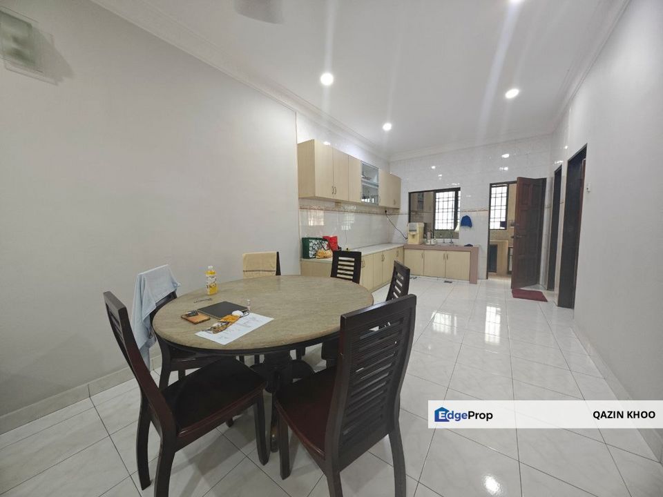 Taman Lahat Badri Shah Double Storey Terrace House, Perak, Lahat
