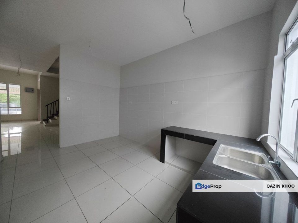 Hill Park, Bandar Lahat Mines, Ipoh Double Storey Terrace House, Perak, Lahat