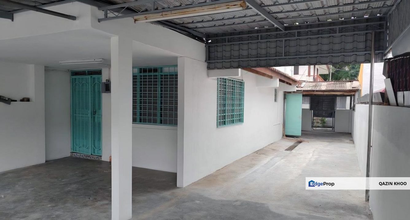 Taman Cempaka Ipoh Double Storey Intermediate Corner Terrace  House, Perak, Ipoh