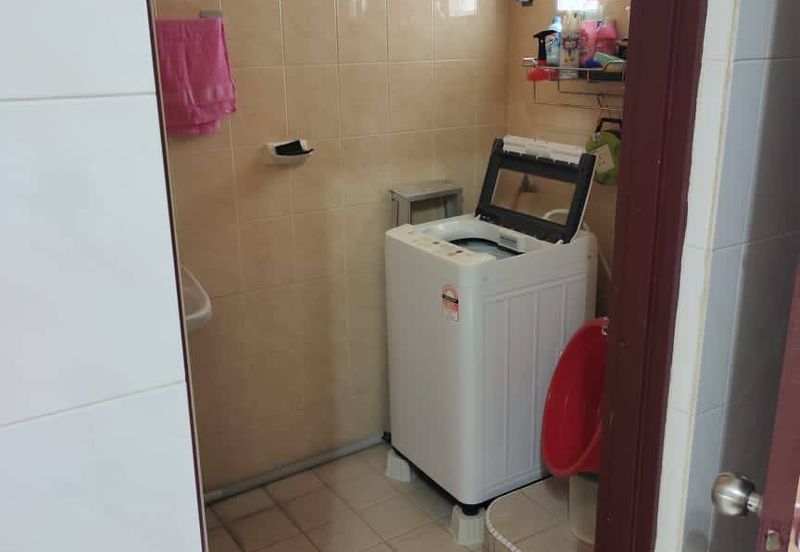 Menglembu Taman Desa Rishah Double Storey Terrace House