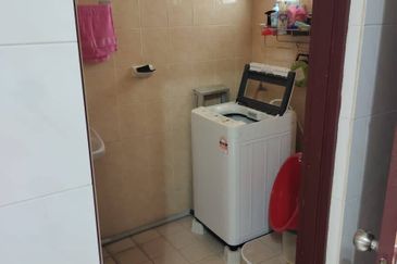 Menglembu Taman Desa Rishah Double Storey Terrace House