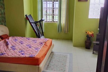Menglembu Taman Desa Rishah Double Storey Terrace House